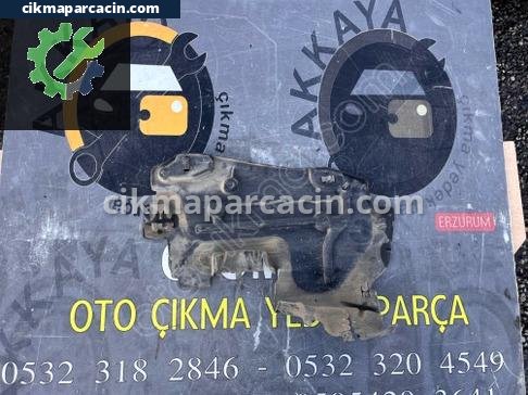 Peugeot 207 Radyatör çıkma parça