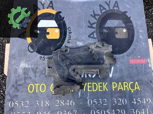 Peugeot 207 Radyatör 9680057280 çıkma parça