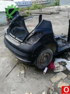 Peugeot 207 sağ arka çamurluk kesme orjinal çıkma