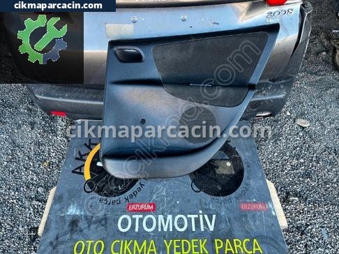 Peugeot 207 Kapı Döşemesi çıkma parça
