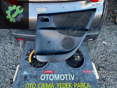 Peugeot 207 Kapı Döşemesi çıkma parça