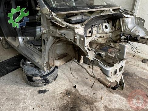 Peugeot 207 Sağ Ön Taşıyıcı çıkma parça