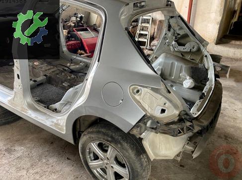 Peugeot 207 Sol Arka Çamurluk çıkma parça