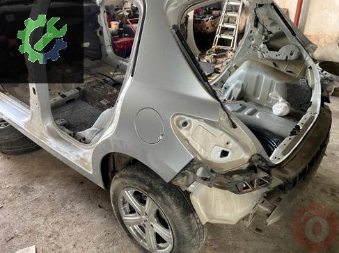 Peugeot 207 Sol Arka Çamurluk çıkma parça