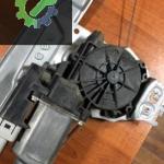 PEUGEOT 207 SOL ÖNKAPI CAM KRİKOSU  ORJ ÇIKMA