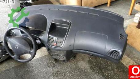 Peugeot 207 Torpido çıkma parça