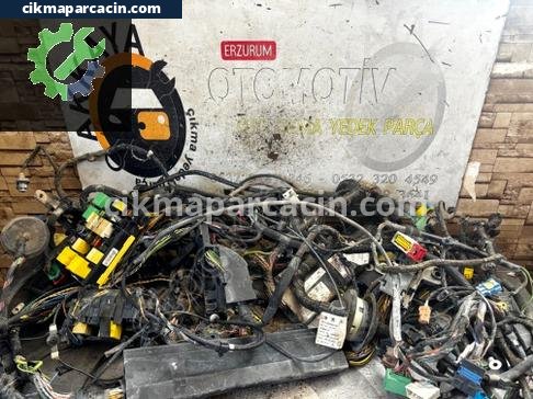 Peugeot 208 Torpido Tesisatı çıkma parça