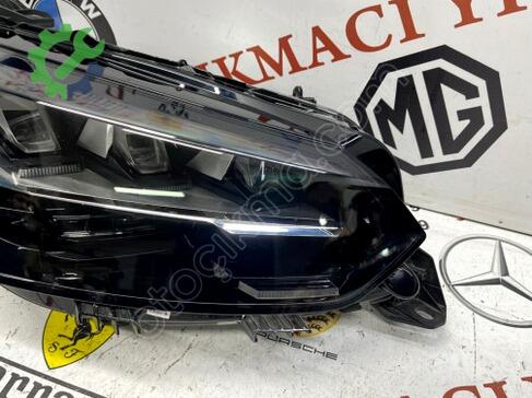 Peugeot 208 LED Far çıkma parça