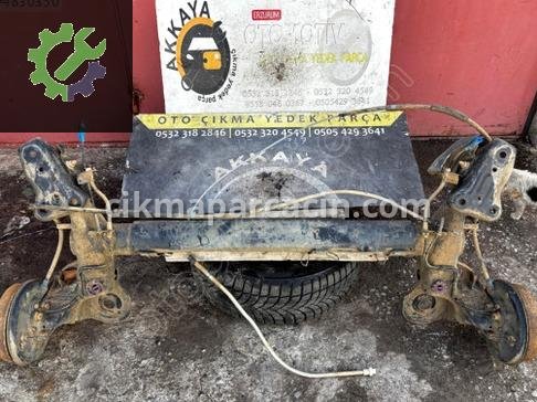 Peugeot 208 Arka Dingil çıkma parça