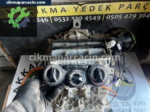 Peugeot 208 Klima Kontrol Paneli çıkma parça