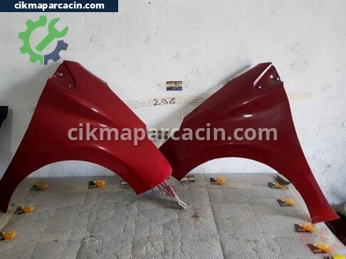 Peugeot 208 Ön Çamurluk çıkma parça