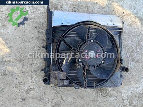 Peugeot 208 Radyatör çıkma parça
