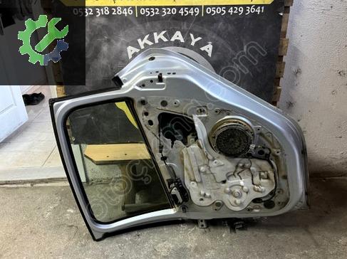 Peugeot 208 Sağ Arka Kapı 2012-2020 çıkma parça