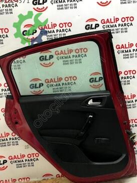 Peugeot 208 Sağ Arka Kapı çıkma parça