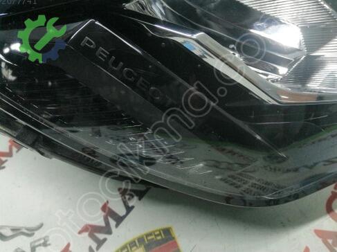 Peugeot 208 LED Far 90200108 çıkma parça