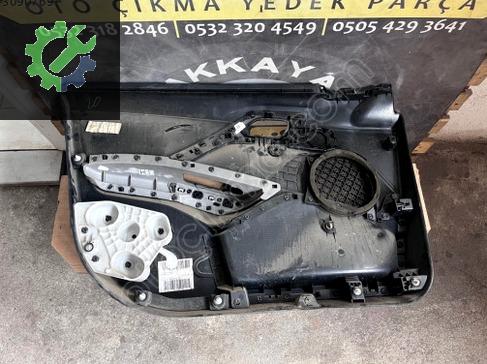 Peugeot 208 Kapı Döşemesi çıkma parça