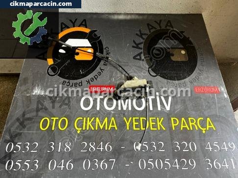Peugeot 208 Sağ Ön Kapı Kilidi çıkma parça