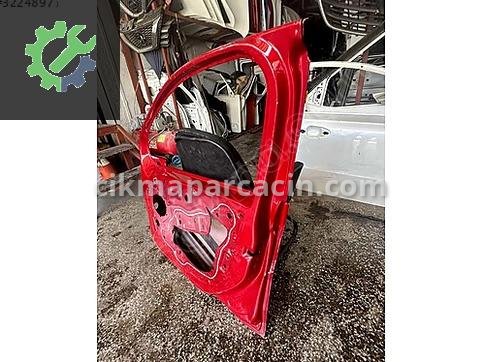Peugeot 208 Sağ Ön Kapı çıkma parça