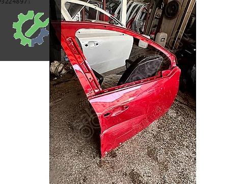Peugeot 208 Sağ Ön Kapı çıkma parça