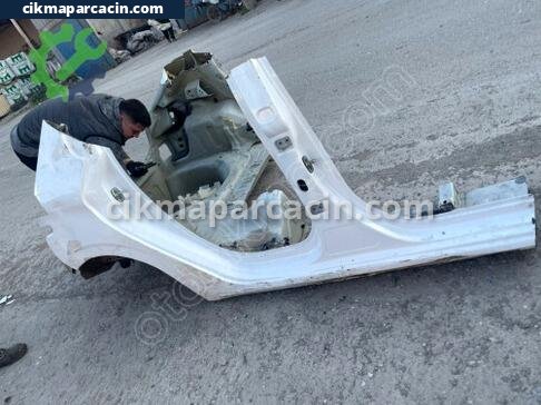 Peugeot 208 Sağ Marşpiyel Sacı çıkma parça