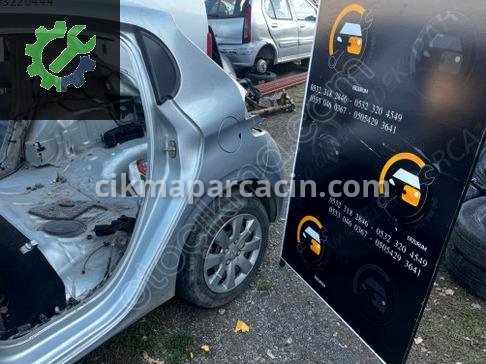 Peugeot 208 Sol Arka Çamurluk çıkma parça