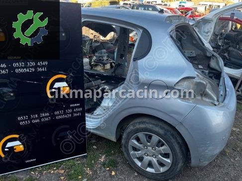 Peugeot 208 Sol Arka Çamurluk çıkma parça