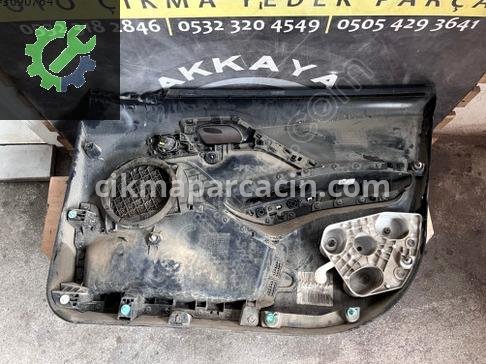 Peugeot 208 Kapı Döşemesi çıkma parça