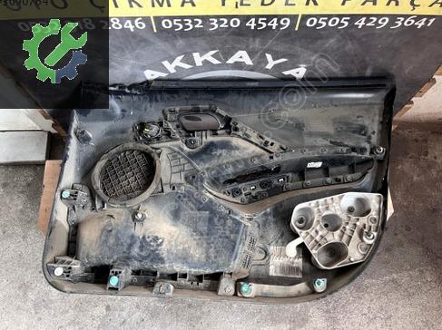 Peugeot 208 Kapı Döşemesi çıkma parça