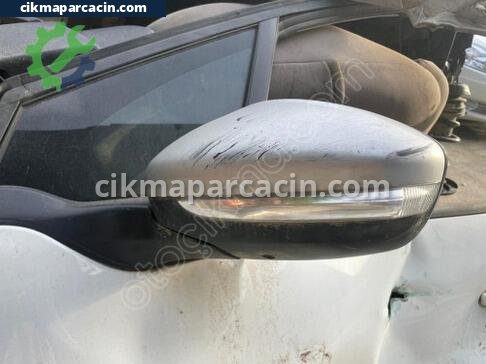 Peugeot 208 Kelebek Camı çıkma parça
