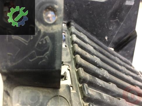 Peugeot 3008 Tampon Izgarası 9810870377 çıkma parça