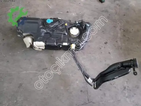 Peugeot 3008 Depo Şamandırası çıkma parça