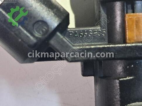 Peugeot 3008 Enjektör PA66GF35 çıkma parça