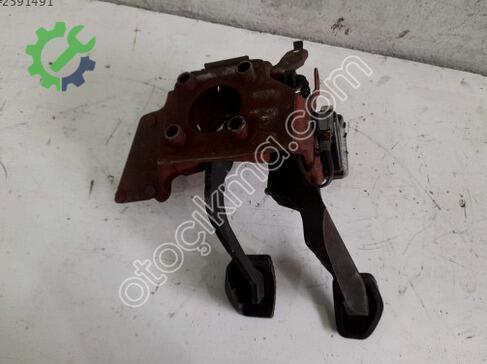 Peugeot 3008 Pedal çıkma parça