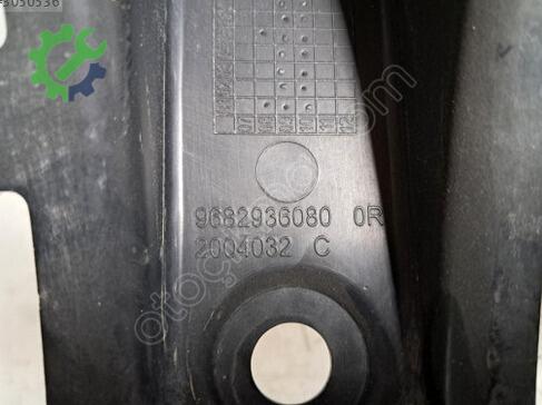 Peugeot 3008 Tampon Braketi 96829360800R çıkma parça