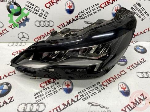 Peugeot 3008 LED Far 89914773 çıkma parça