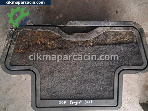 Peugeot 3008 Marka Yazısı çıkma parça
