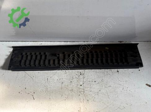 Peugeot 3008 Bakalitler çıkma parça