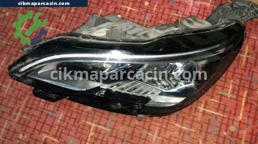 Peugeot 3008 Sol Ön Far çıkma parça