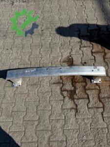 Peugeot 3008 ön tampon demiri