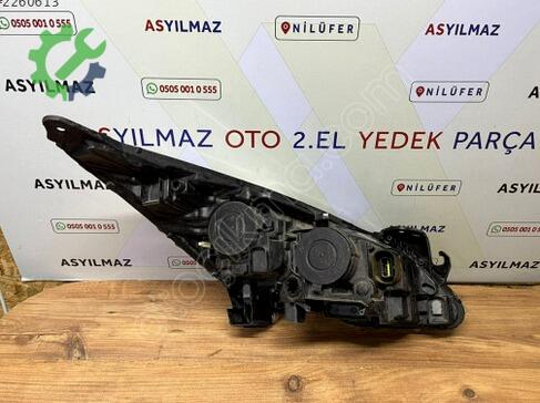 Peugeot 3008 Sol Ön Far çıkma parça