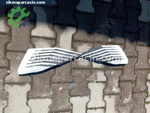 Peugeot 3008 Tampon Izgarası çıkma parça