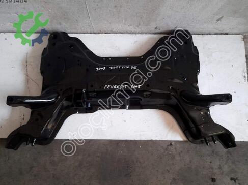 Peugeot 3008 Travers çıkma parça