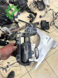 Çıkma Orijinal ABS Beyni (Modül) Peugeot 301 HDI