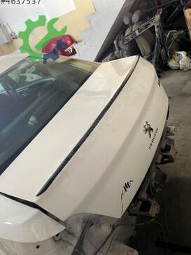 Peugeot 301 Bagaj Kapağı çıkma parça