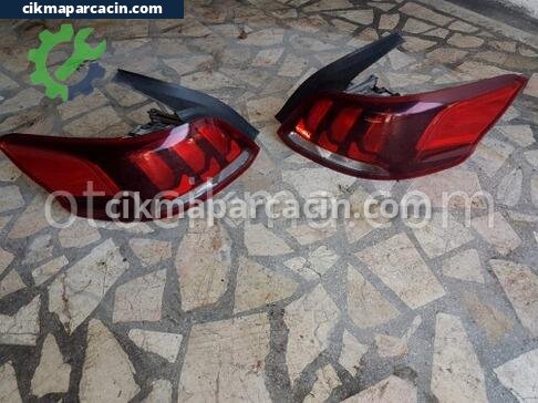 Peugeot 301 Sağ Arka Stop çıkma parça