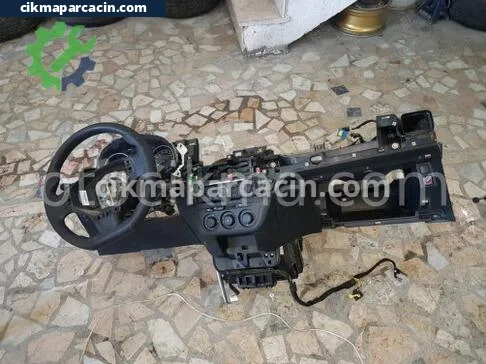Peugeot 301 Havalandırma Izgarası çıkma parça