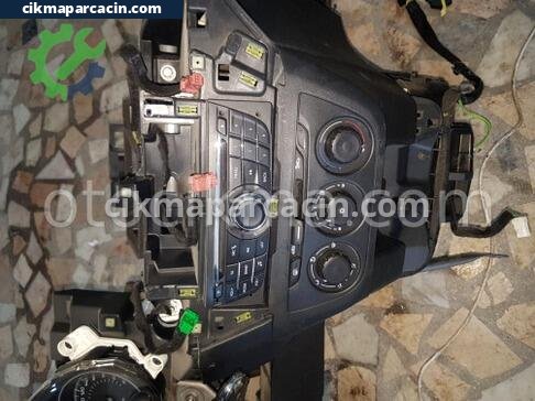 Peugeot 301 Teyp Çerçevesi çıkma parça