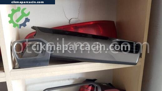 Peugeot 301 Torpido Kapağı çıkma parça
