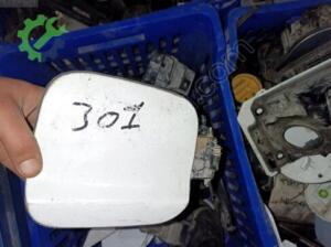 Peugeot 301 Depo Kapağı Çıkma