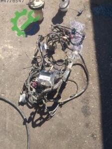 Peugeot 301 Elektrik Tesisatı Çıkma